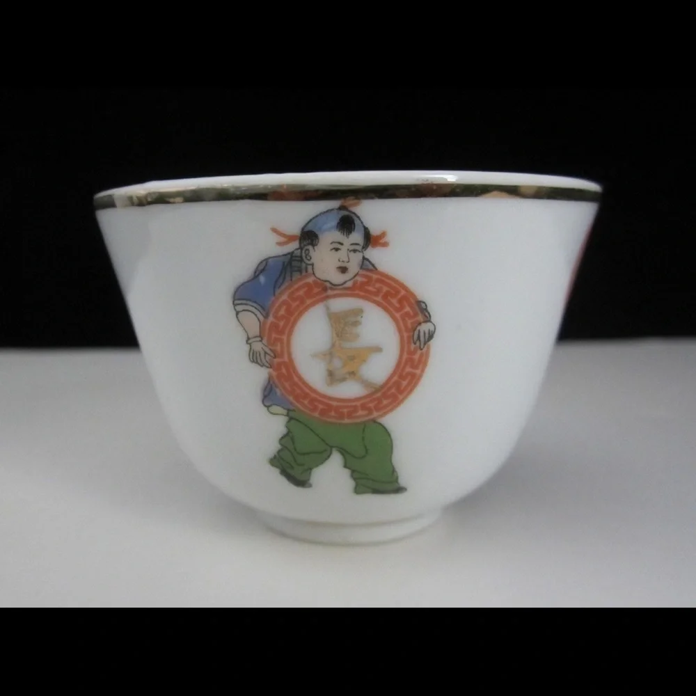 Chinese Teacups Vintage Luo Sen Jian Zhi Gold Trim Porcelain Footed Tea bowls